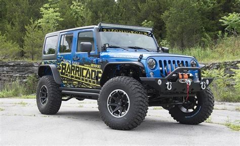 Barricade Off-Road manufactures their Extreme HD Adventure Doors to precise specifications from 1.25″ diameter tubular steel. The Doors are reinforced with 1/8″ steel plate for superior strength and durability. Barricade then completes their Adventure Doors in a two stage finish using epoxy pre-coating and high-grade textured black powder ...