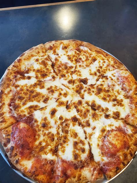 Beach Pizza is the New England pizza style you’ve never heard of that’s unique to Salisbury Beach, Massachusetts, and defined by its sweet sauce from Tripoli and Cristy’s. Pizza an....