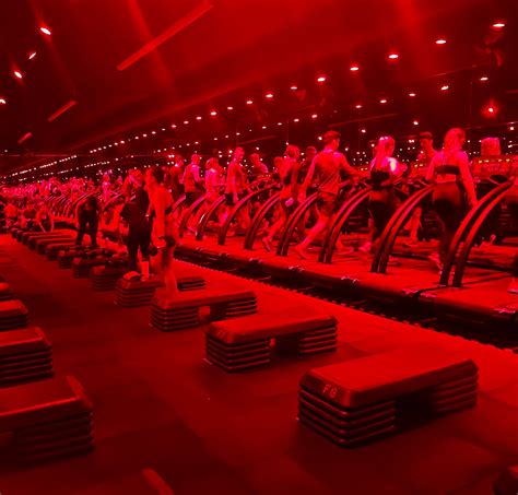 Barrys workout. NOW OPEN. Our signature RUN x LIFT class is 50% high intensity cardio on the treadmill and 50% strength training on the floor. Find out why Barry's is the Best Workout in the World™. 