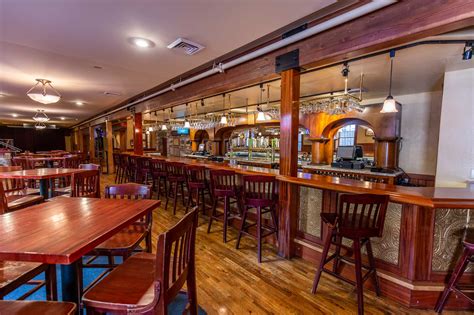 Bars flagstaff arizona. Are you planning a trip to Mesa, Arizona? Look no further than vacation rentals for your accommodation needs. Offering convenience, comfort, and affordability, vacation rentals hav... 
