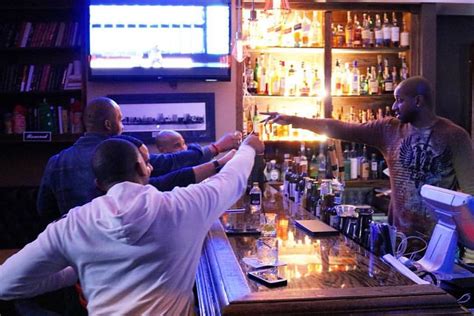 Bars near soldier field chicago. Restaurants near Soldier Field, Chicago on Tripadvisor: Find traveller reviews and candid photos of dining near Soldier Field in Chicago, Illinois. 