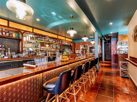 Nov 9, 2023 · 17 Essential Cocktail Bars in San Francisco. The best places to belly up for a strong drink in San Francisco. by Lauren Saria and Eater Staff Updated Nov 9, 2023, 1:13pm PST. San... . 