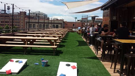 Bars with cornhole near me. The Throw Down is a big cornhole tournament event in Ventura, California. The tourney offers over $36,000 in cash payouts. Only 192 teams play and the cost is $190 per team. Here’s a list of the payouts. 1st Place – $6,000. 