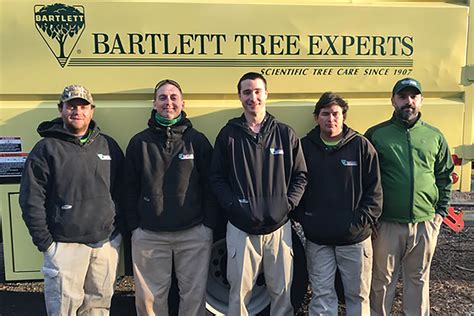 Bartlett tree service. tree service. Bartlett generally did good work but has been sometimes frustrating to work with - Great expertise. Their advisors are very knowledgeable and make good recommendations - The fertilization service guys are courteous and on time, and seem to do good work - Execution on other services was not always great. 