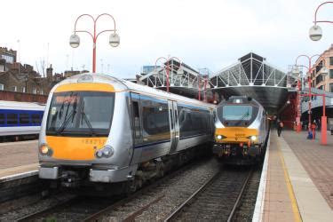 Barton-le-Clay to Bicester - 3 ways to travel via train, bus