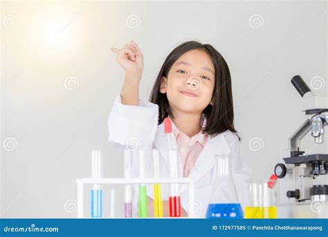 Basic Concepts in Science The Happy Scientist