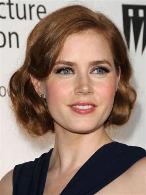 Basic Concepts of Amy Adams' Short Hair