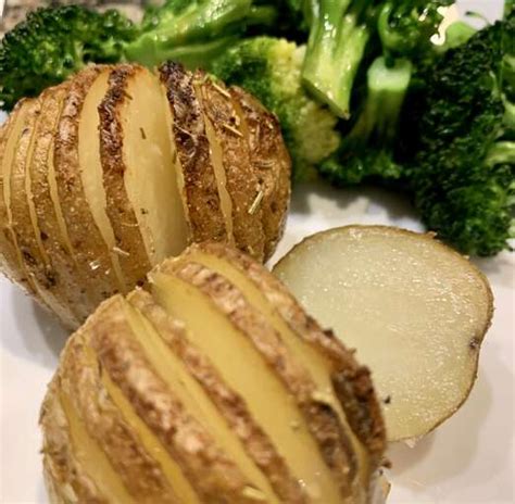 Basic Hasselback Idaho Potatoes