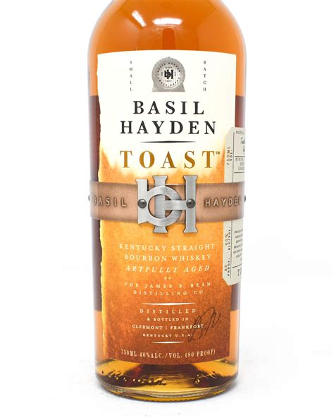 Basil hayden toast. Now I am new to toasted barrels and this is the first year I am expanding my palate to explore these seasonal favorites of many. First on the list is from the James B. Beam Distilling family; Basil Hayden Toast. This is a small batch, 80 proof, toast-charred oak barrel Kentucky Straight Bourbon Whiskey that … 