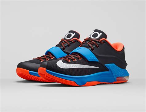 The following list shows the ten best basketball shoes by Nike ordered by their average overall rating. Shoes were last updated on Oct 20, 2023. 1. Nike KD 15. $150 $ 80.72. Buy from 2 Shops. 9.0 rating …. 