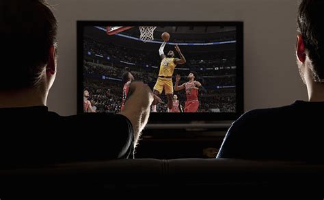 TV 2 dækker basketball og særligt den stjernespækkede amerikanske basketliga, NBA. Få nyheder, resultater og video, og kom endnu tættere på verdens bedste basketball.