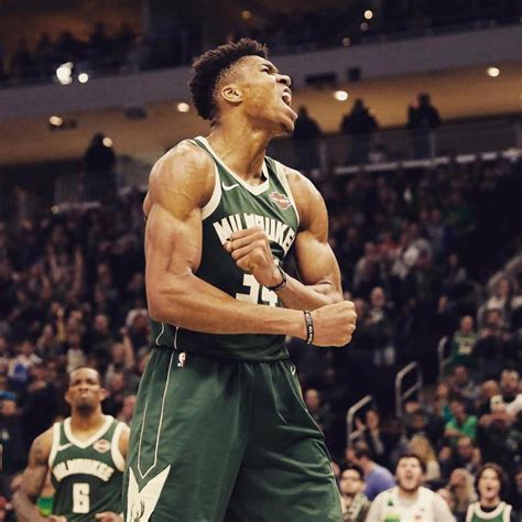 Apr 25, 2020 · Listen and learn how to say Giannis Antetokounmpo correctly (NBA basketball players, Milwaukee Bucks) with Julien, "how do you pronounce" free pronunciation ... . 