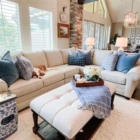 Bassett furniture reviews. “Normally, I wouldn’t feel comfortable ordering a sofa that I haven’t sat on, but Costco’s website had a much larger selection and significantly lower prices than the … 