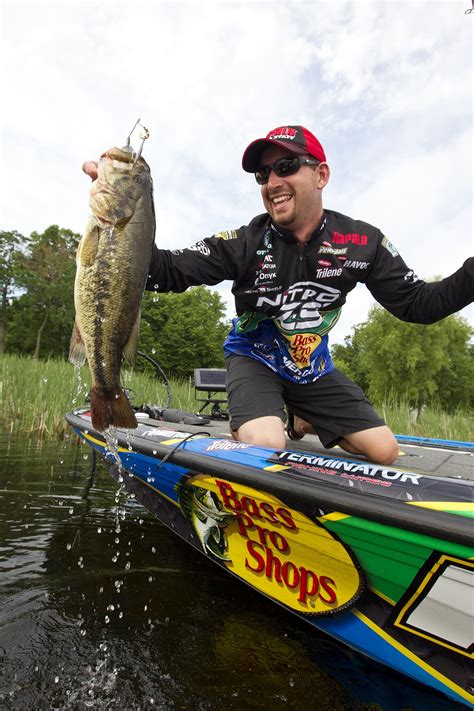 Bassmasters - The following are Minnesota Bassheads Sponsored tournaments or tournaments taking place in the land of 10,000 lakes.