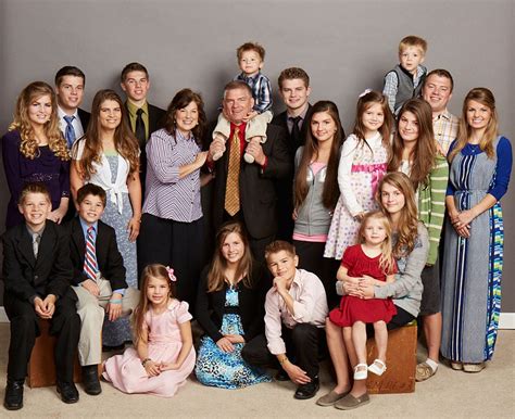 Bates Family Instagram Bringing Up Bates Family's Disturbing Photo Surfaces On social media, information about the Bates family's past is circulating. Katie Joy of Without a Crystal Ball shared a quick summary of the Bates family's racist actions in the past..