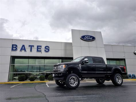 Bates ford. Jun 15, 2023 · Check out 343 dealership reviews or write your own for Bates Ford in Lebanon, TN. 