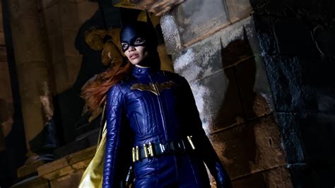 Batgirl: Leslie Grace Shares First Image of Her Suit From the ... - IGN