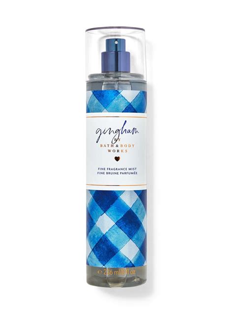 Bath body works gingham. Gingham is in a 2.5 oz bottle only. It comes in a rather delightful little box that’s white with a blue bottom board and the gingham print decorating the top of the box. The bottle has a small gingham ribbon accent which gives it a rather cute, fresh look. Bath & Body Works says it’s a fresh blend of bright florals with a bit of sweet citrus. 