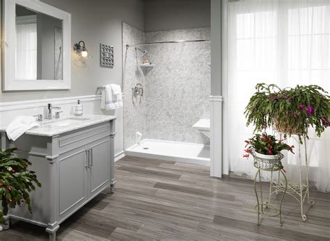 Bath renovation companies. Licensed Florida bath and kitchen renovation companies are contractors who specialize in altering the structure of an existing space, rather than building one from the ground up. Because bath and kitchen renovations contractors must deal with a previous builder’s work, the job can get more complicated than new construction. ... 