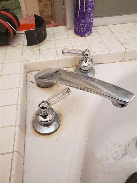 Bathtub faucet replacement. Replacing a sink faucet is a relatively simple job that can be done in just a few steps. Whether you’re replacing the entire faucet or just the parts, it’s important to know how to... 
