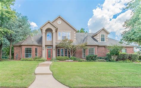 6 Beds. 3 Baths. 3,060 Sq Ft. 21508 E 35th St S, Broken Arrow, OK 74014. Welcome to this stunning 6 bedroom, 3 bathroom remodel in Swan Lake addition. This property features an open floor plan with 2 car garage brand new flooring, fresh paint, updated restrooms, kitchen and brand new appliances.. 