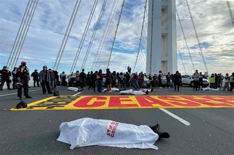 Bay Bridge protest: Dramatic photos capture hours-long shutdown