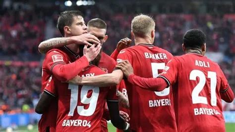 Bayer Leverkusen'in sitesinden yapılan açıklamada yıllık 3 milyon Euro kazanacağı ve bonservis bedeli 14.