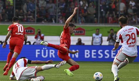 Bayer Leverkusen delivers a lesson in efficiency with 3-0 win over Mainz in Bundesliga