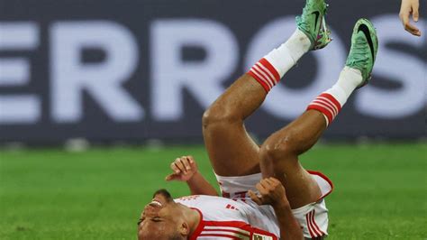 Bayern Münih fark yedi. Şaşırtan Sacha Boey kararı. 