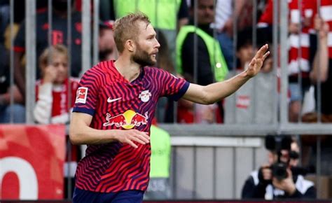 Bayern Munich signs Leipzig midfielder Konrad Laimer on free transfer