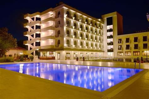 veodersti.rgarabwor.edu.pl. 