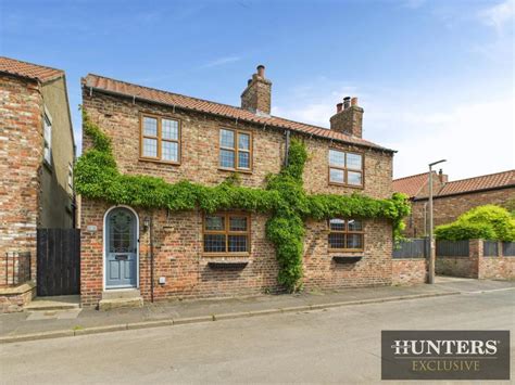 Bbc driffield.  Humberside Police raided the property on Foston Lane, North...