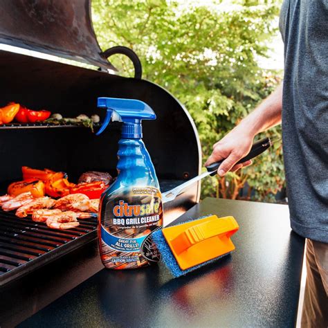 Bbq cleaner. BBQ Magic is a foodsafe Barbecue cleaner & degreaser. It strips built-up grease, grime, oil and food deposits from BBQ plates & grills with ease. 