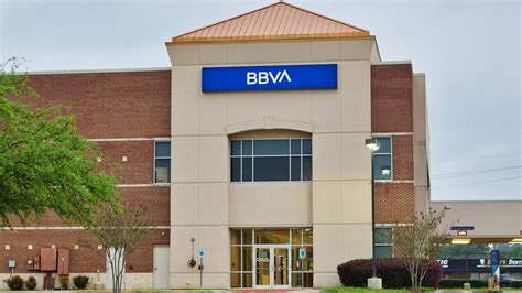 To open a BBVA Online Checking Account, you will need: A valid government-issued ID (a driver's licence, state-issued ID with your photo or a passport), Your Social Security Number, $25 minimum deposit. In addition to its being easy to open and maintain, the BBVA Online Checking Account comes packed with other benefits, as well!. 