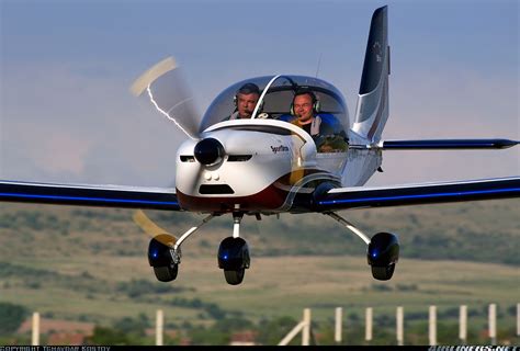 Be a Sport Pilot - Learn to Fly a Light Sport Aircraft - YouTube