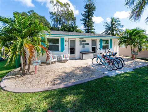 1,034 Reviews. #2 of 32 things to do in Englewood. Outdoor Activities, Nature & Parks, Beaches. 8570 Manasota Key Rd, Englewood, FL 34223-9503. Open today: 6:00 AM - 10:00 PM. Save. Review Highlights. “Good …. 