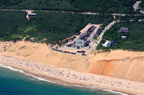 Beachcomber cape cod. The live music, cool cocktails, fantastic food, stunning scenery and friendly atmosphere create an oasis here in Wellfleet at Cahoon Hollow beach. Whether you’re young or old, sun goddess or night owl – or anyone in … 