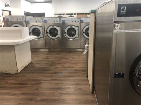 Advantage Supersize Coin Laundry is a Laundromat located in 8969 Mira Mesa Blvd, San Diego, California, US . The business is listed under laundromat category. It has received 103 reviews with an average rating of 3.8 stars.. 