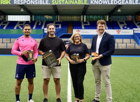 Bearhug &ndash; Jonny Firestorm