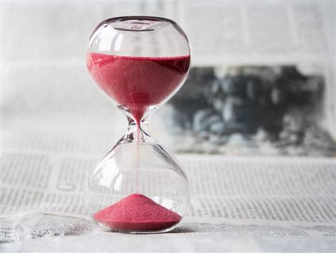 Bearing an Hourglass: Unlock Time's Potential for Business Growth