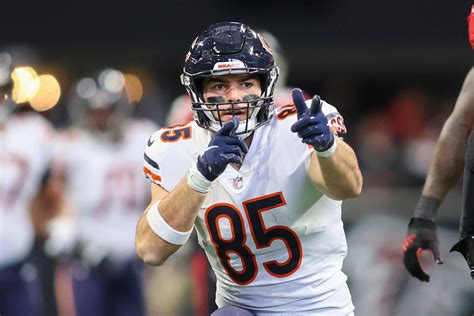Bears TE Cole Kmet is getting a contract extension
