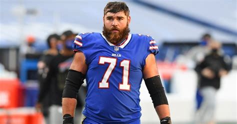 Bears make a trade for veteran lineman, Chicago area native, reports say