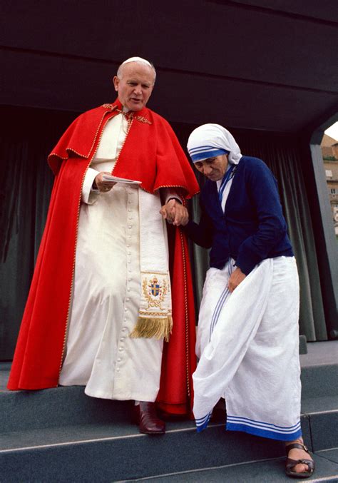 Beatification of Pope John Paul II. Following the sacred formula of beatification, the banner revealing an image of a smiling John Paul II was unfurled on the Central Loggia of St. Peter's Basilica. Pope John Paul II reigned as pope of the Roman Catholic Church and sovereign of the Vatican City State for 26 years from October 1978 to his death ... . 