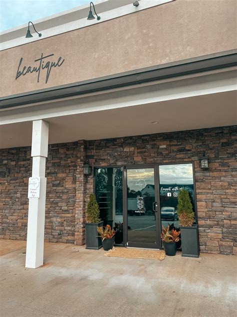Lula and Mae boutique, Columbus, Georgia. 24,289 likes · 1 talking about this · 806 were here. A carefully curated boutique in Columbus, Ga. carrying women’s stylish boutique clothing!!! Our new... . 