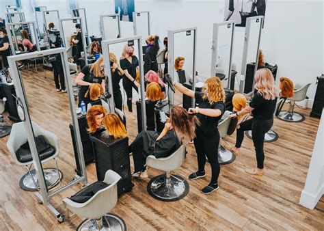 Beauty scool. Men's and women's haircuts. Beard trims. Braids, twists and locs. Hair coloring. Manicures and pedicures. Facials. Lash tints. Makeup applications. Call 501-860-6100 now to register for our cosmetology school in Benton, AR. 