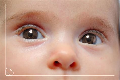 Bebeklerin gözleri ne zaman renk değiştirir