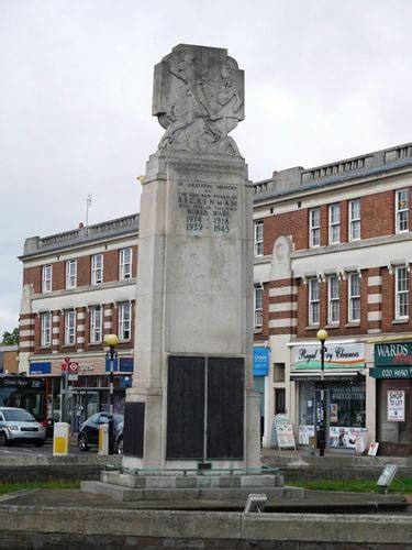 Beckenham war memorial, Non Civil Parish - 1406218 Historic …