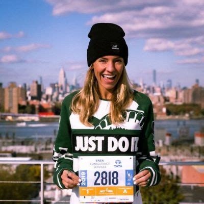 Becs gentry age. Peloton Instructor Becs Gentry Announced She's Pregnant After Fertility Struggles. The marathoner, who shared the news during a recent class, joins several … 