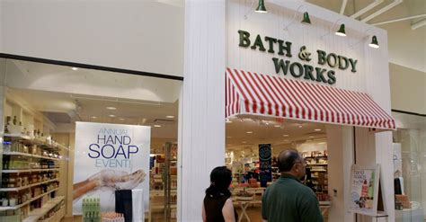  Bath and Body Works 3 Pack 2-in-1 Hair + Body Wash Freshwater, Graphite and Ocean. 10 Oz. 10 Fl Oz (Pack of 3) 1,714. 1K+ bought in past month. $2950 ($0.98/Fl Oz) List: $39.95. FREE delivery Tue, Jan 23 on $35 of items shipped by Amazon. Or fastest delivery Mon, Jan 22. . 