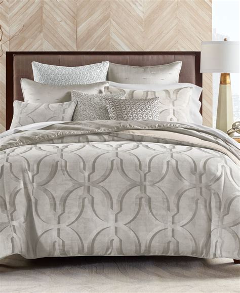 Bed comforters macys. Get 3-Piece Comforter Sets at Macy's from $23.99 (Save $56.01 to $444.01) Get 8-Piece Comforter Sets at Macy's from $39.99 (Save $60.01 to $575.01) Shop the … 